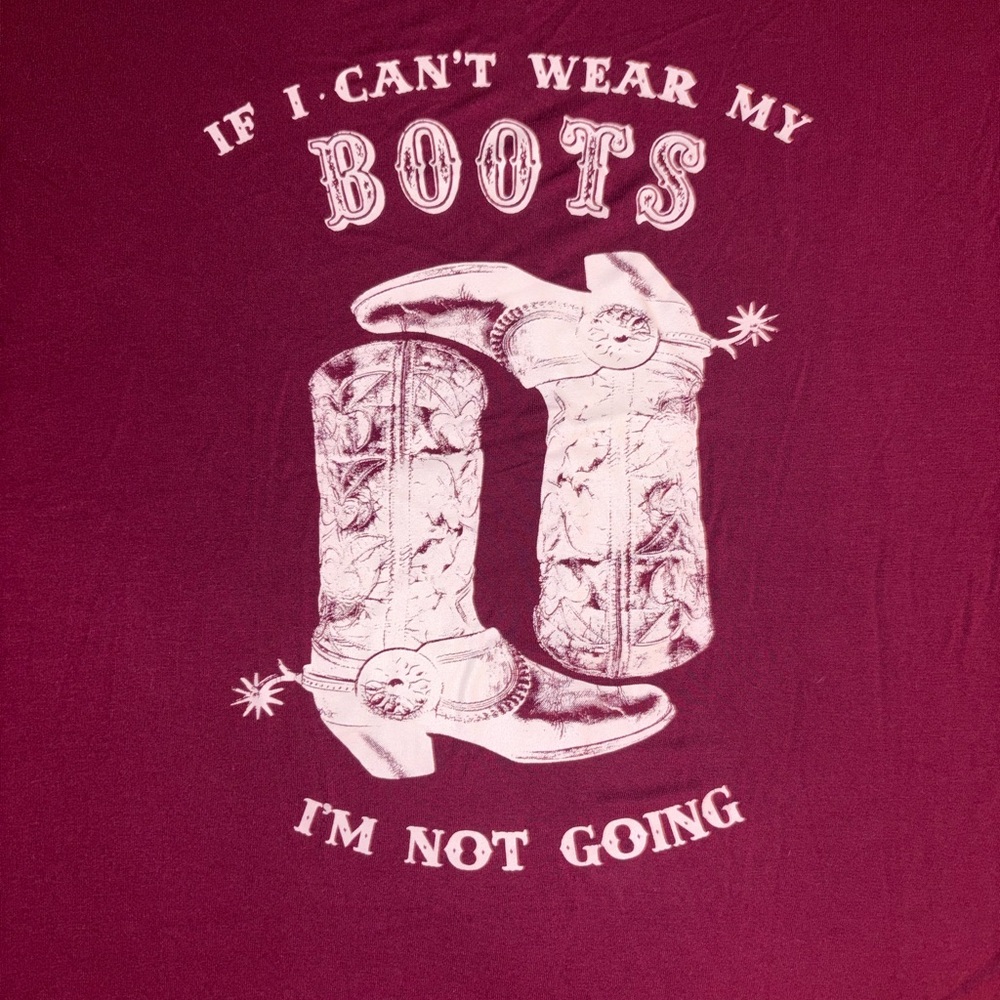LUNA CHIX Women's Short Sleeve Tee - Burgundy